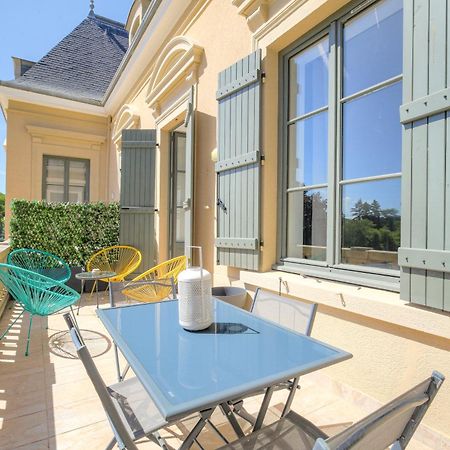 Chateau Ecully - Appartement 2 Chambres - Terrasse & Parking 외부 사진